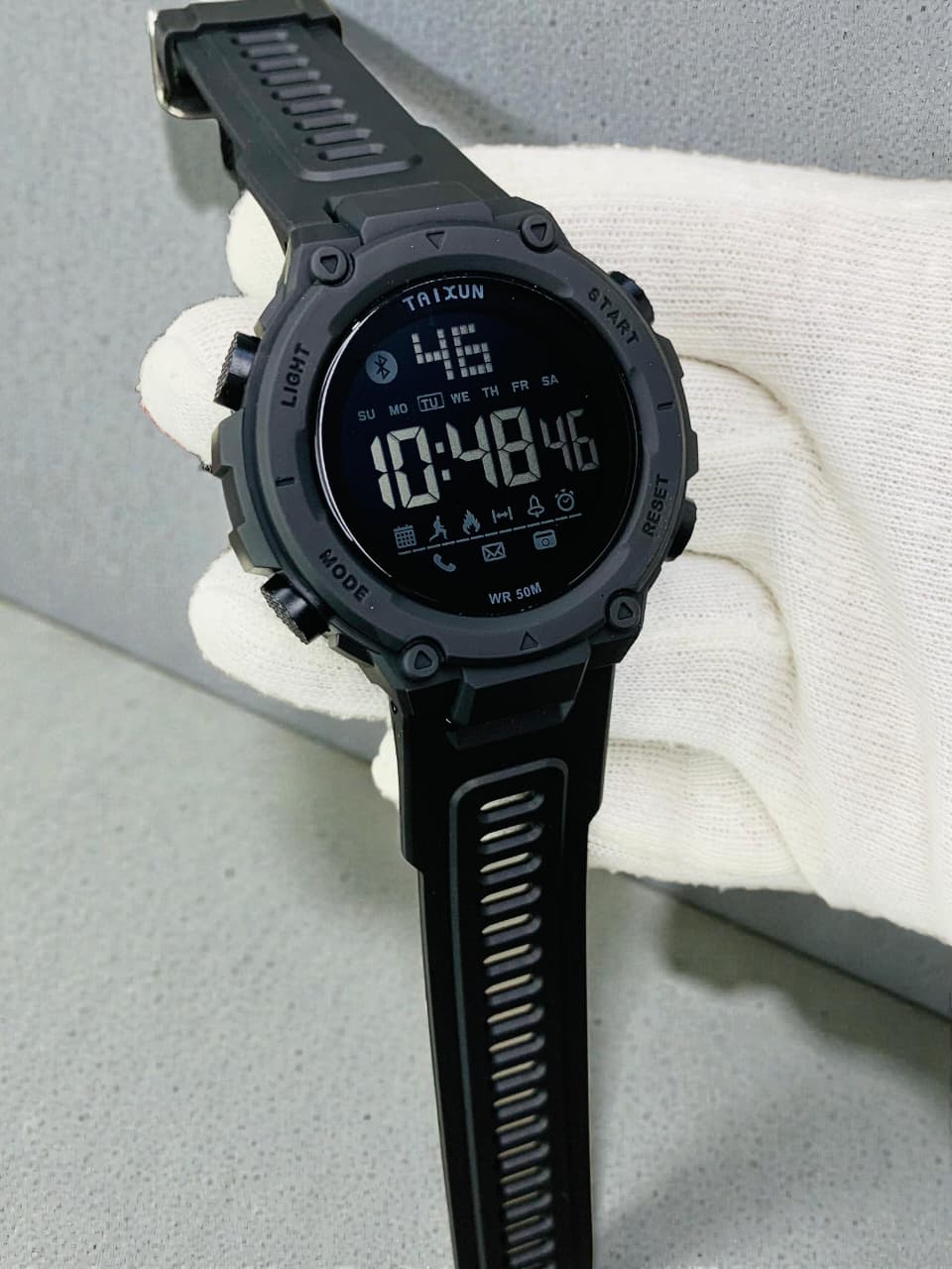 TAIXUN Digital Sports Watch | Waterproof | Silicone Strap | Full Calendar