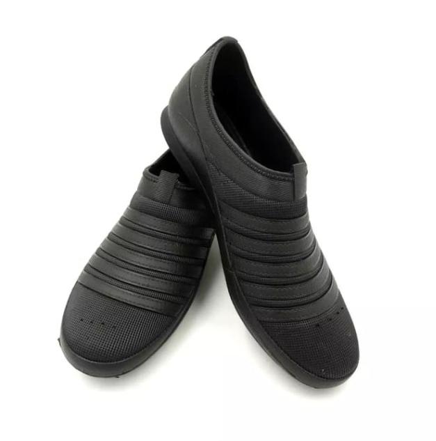 stylish rubber shoes