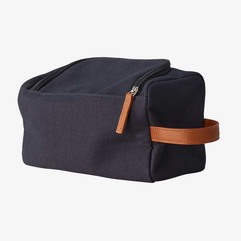 Toiletry Bag Oriflame Weekender Bag Archipelago Toiletry Bag For