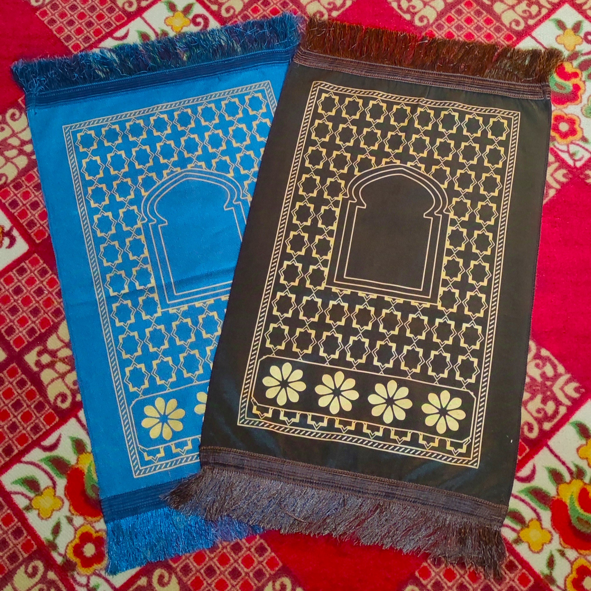 Imported Kids Mini Janamaz / Muslims Prayer Rug ( Turkish Thin Plush Velvet )