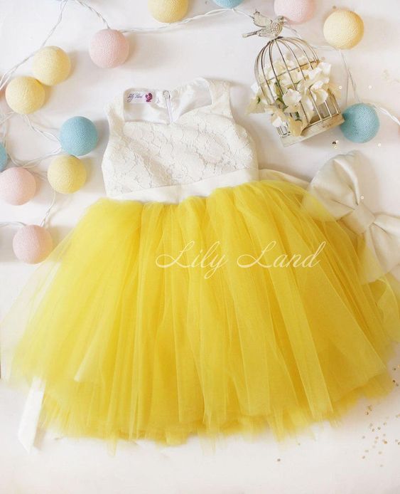 Yellow frock design hot sale for baby girl