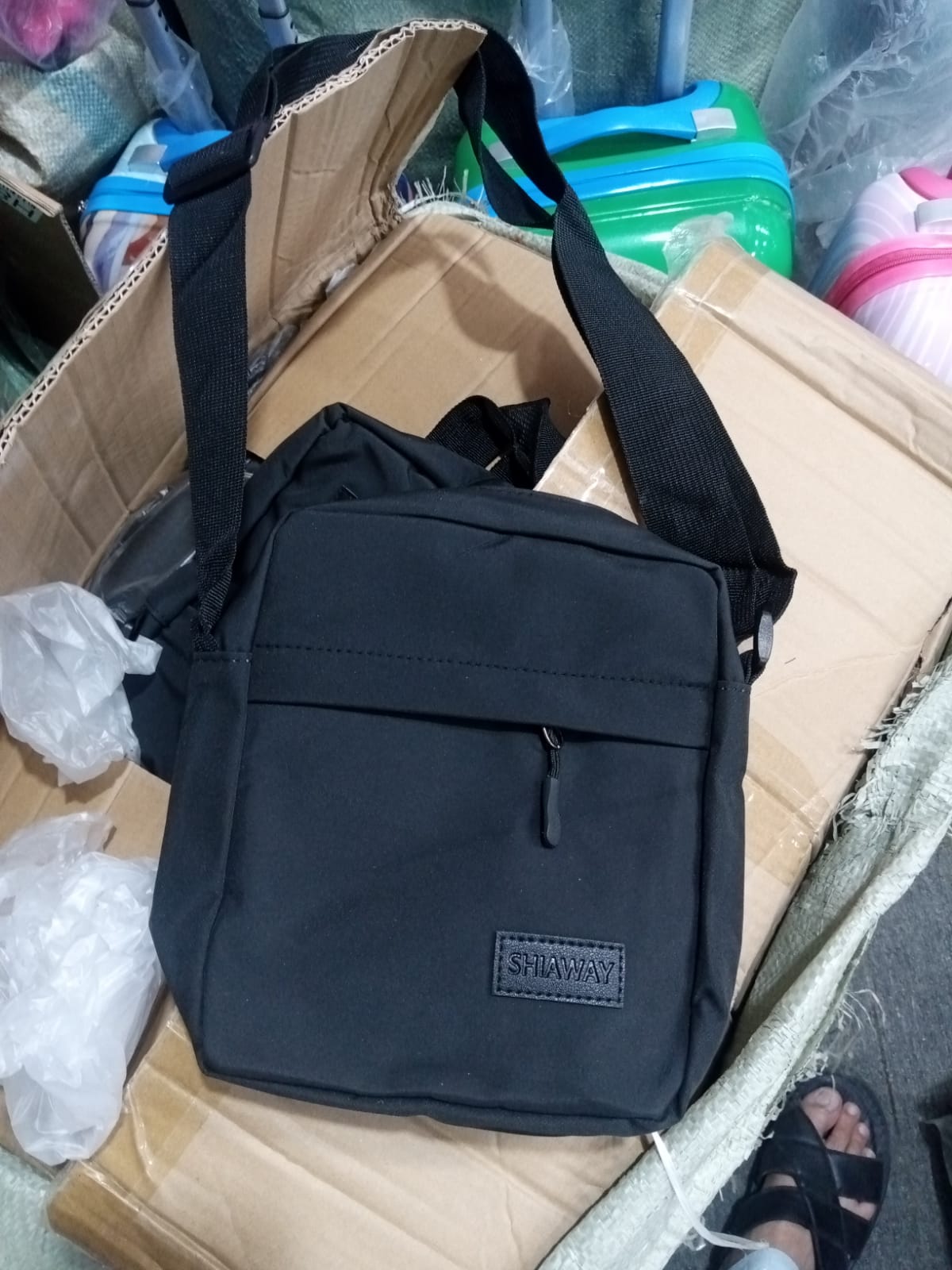 Men's / Women's Crossbody Bag | Stylish Black Shoulder Bag for Travel & Daily Use | Durable & Waterproof Sling Bag - SHIAWAY