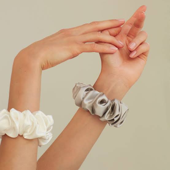 Pack of 10 and 5 Premium Silk Scrunchies for Girls – Soft Stretchable Silk Poni , Hair Poni Scrunchies, Stretchable Hair Scrunchies, Hair Ties & Rubber Bands for Daily Use, Ponytail & Bun Hairstyling