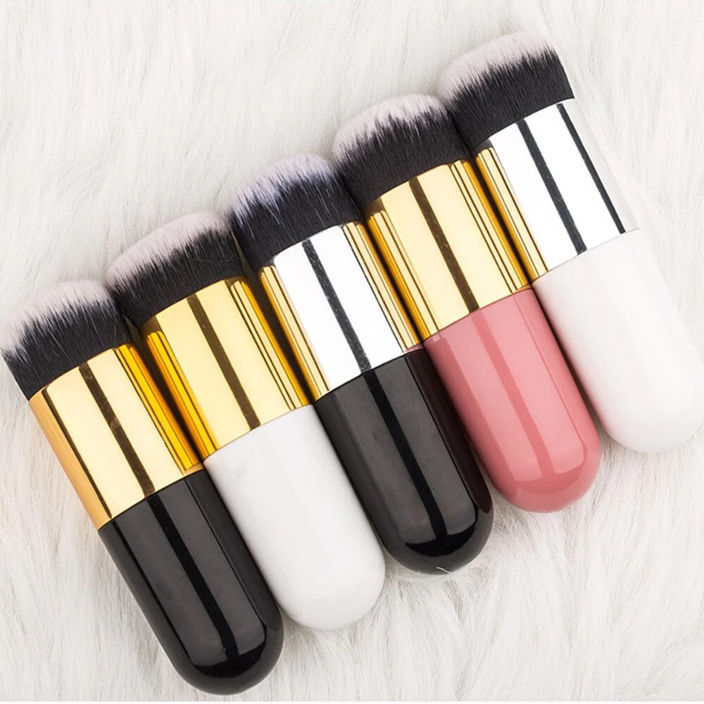1 piece Chubby Pier Foundation Brush Makeup Brushes - Multicolor