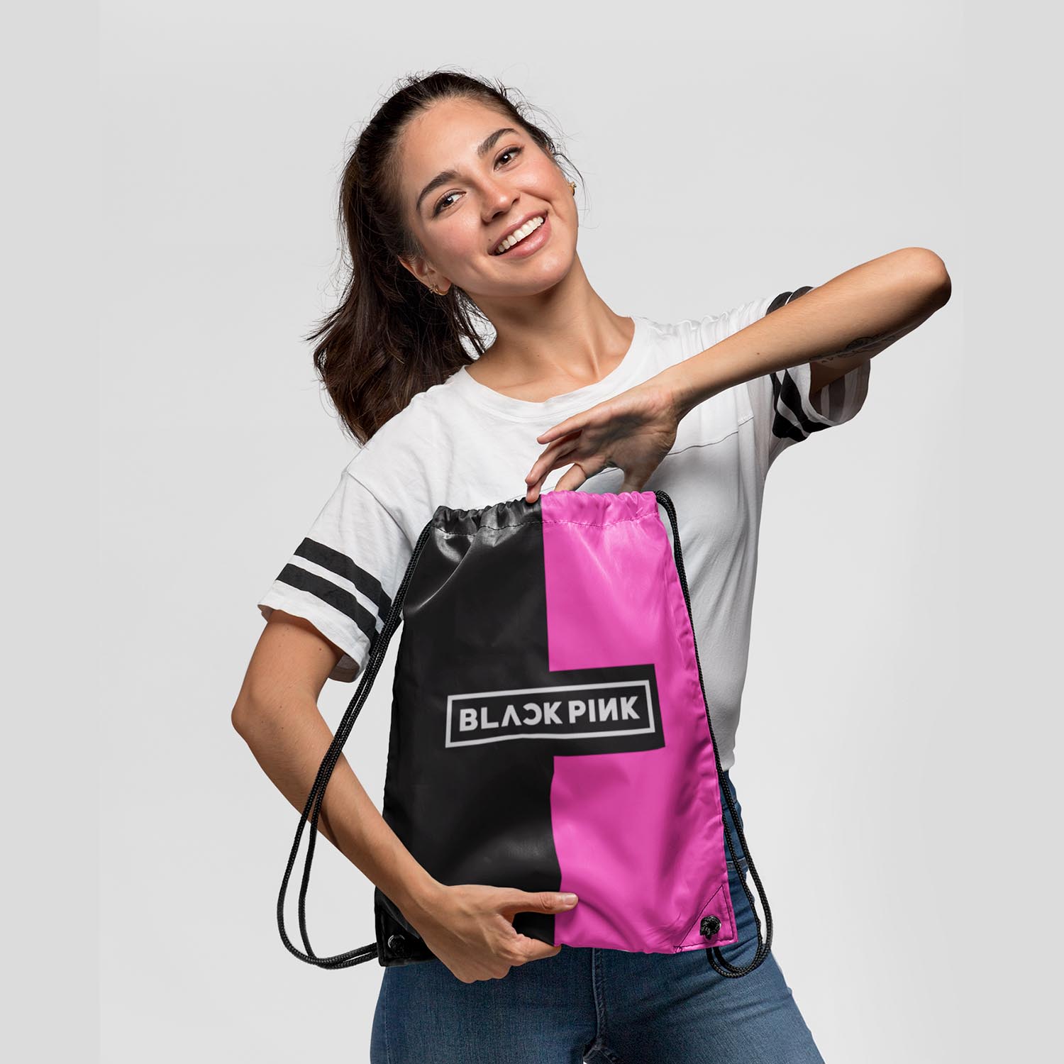 String bag black on sale pink