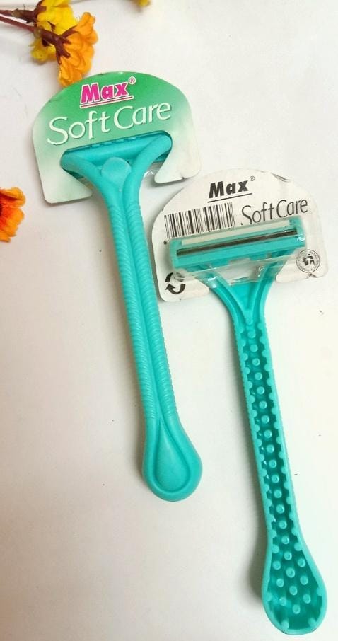 Pack of Two - Soft Care Disposable Body Razors for Women - Gentle & Smooth Shave Hair Remover