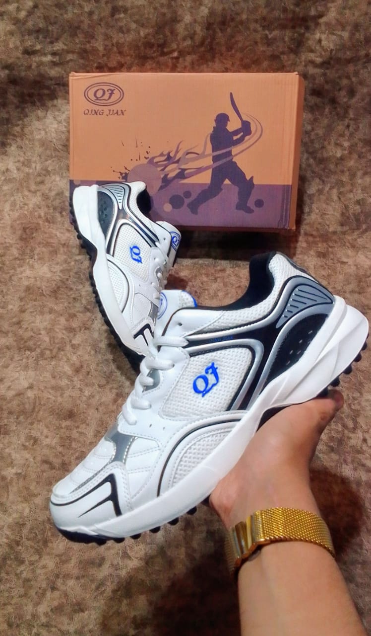 New Style Sports Shoes For Cricket Gripper Brand New Shoes For Best Quality