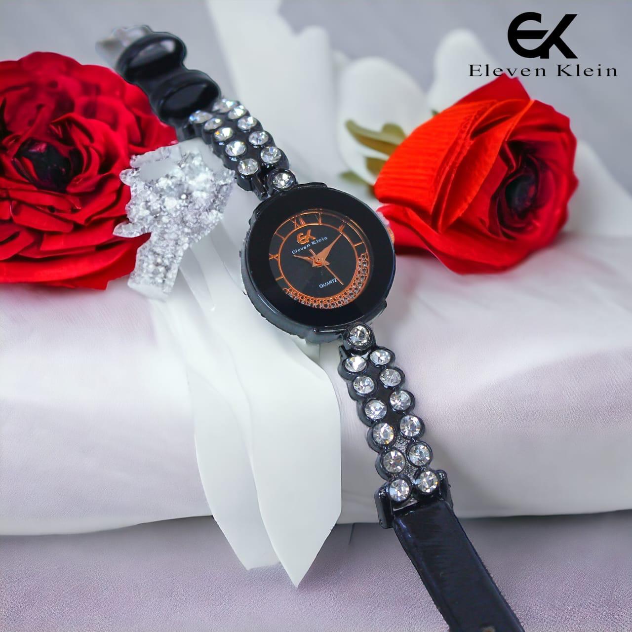 New Luxury Hot Selling Analog & Quartz Stainless Steel & Leather Strap Wrist Watch For Women & Watch For Girls