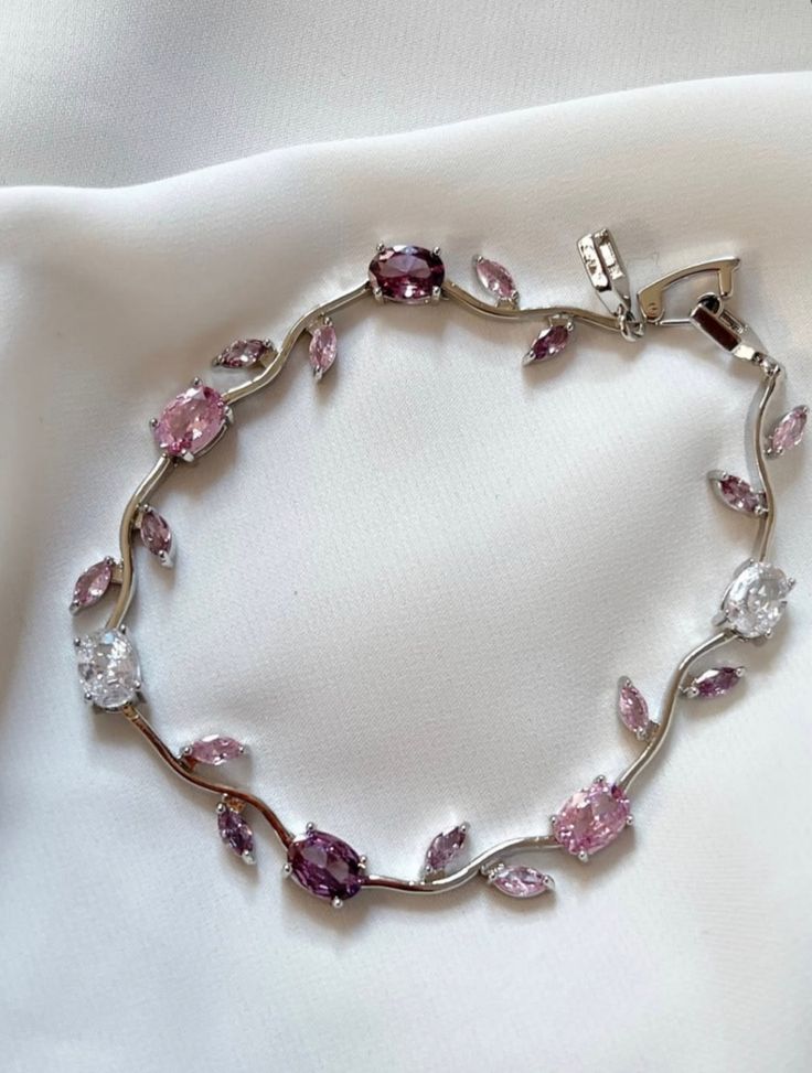 Tulip Flower Bracelet for Women | Elegant Floral Charm Bangle | Fashion Jewelry Gift