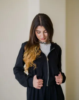 Girls black cheap cropped hoodie