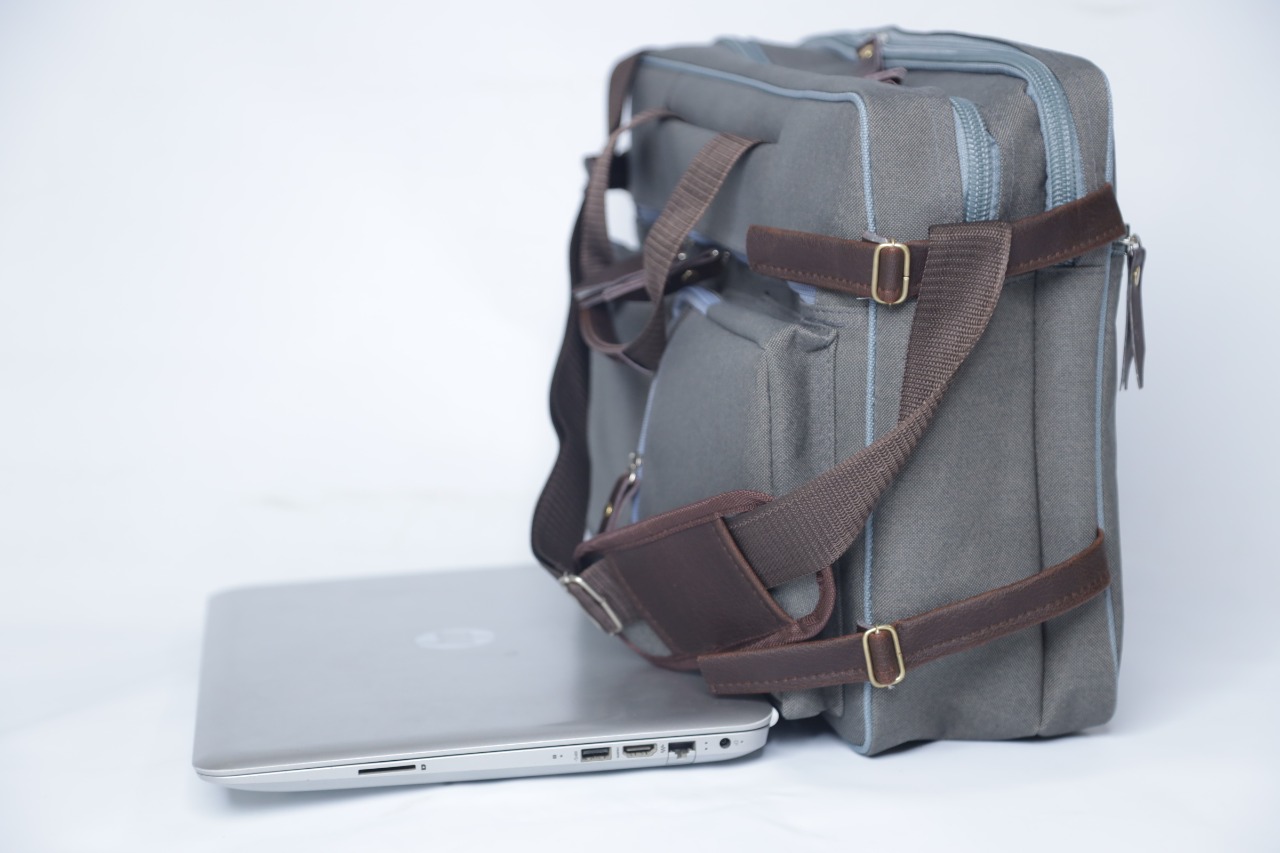 18 Inch Laptop Bag Briefcase Case fits up to 18.4 Inches Notebook Computer Waterproof Shockproof for Men