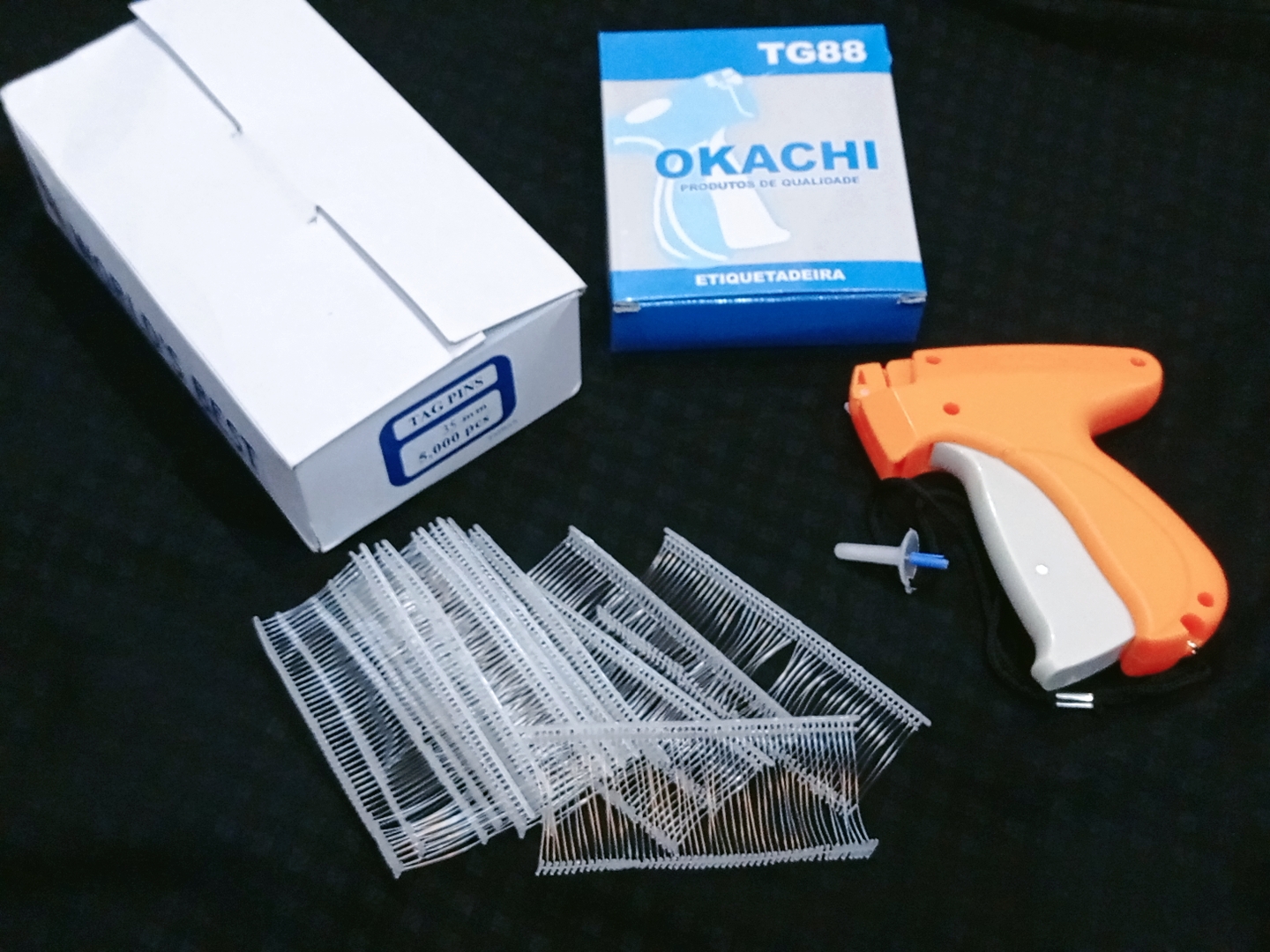 Tag Gun_Machine with Needle and Tag Pins for Fabrics Tags | Daraz.pk