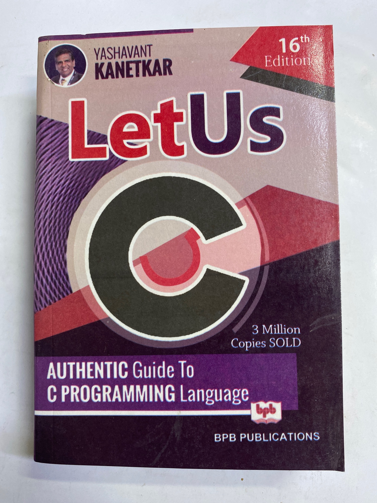 LET US C 16th Edition BY YASHAVANT KANETKAR | Daraz.pk