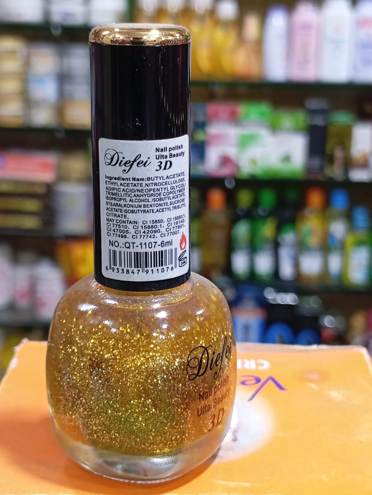 Diefei 3D golden thick glitter nail enamel
