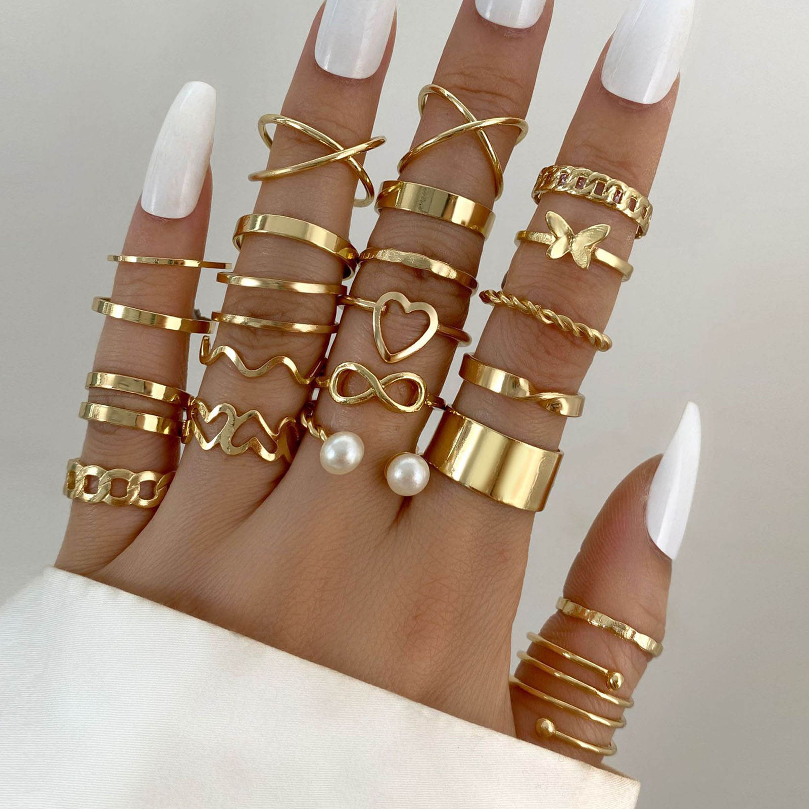1 Set Rings Bohemian Women Heart Rhinestone Stackable Finger Ring