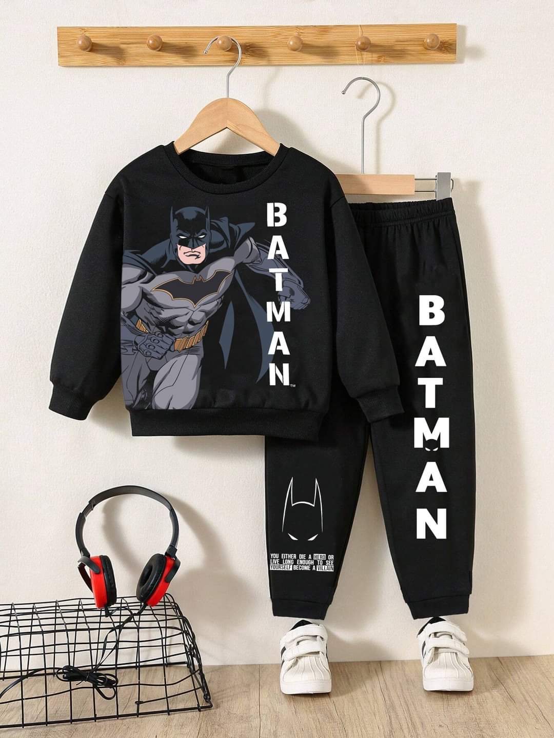 Black Batman Printed  Fleece Winter Kids Tracksuit For Boys
