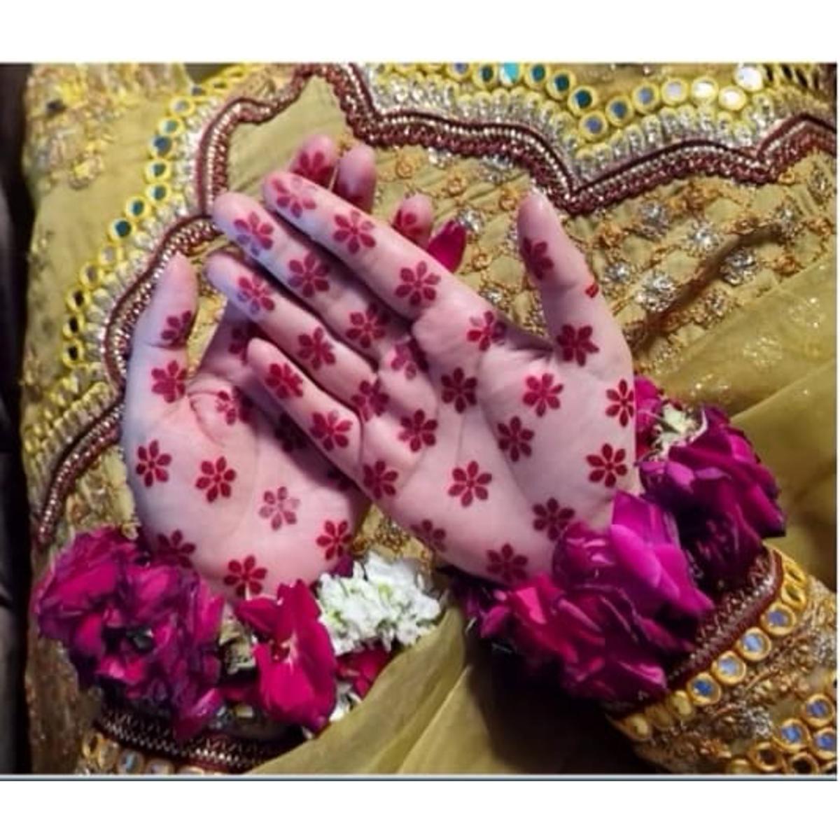 Details more than 139 mehndi stencils in pakistan super hot POPPY