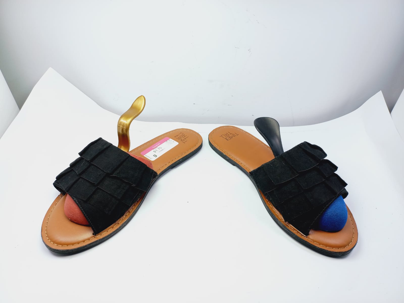 Time and tru hot sale ruffle sandals