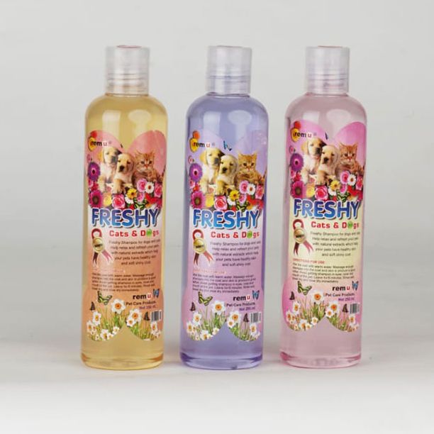 Freshy Dogs and Cat Shampoo 320 ML, Premium Quality Product