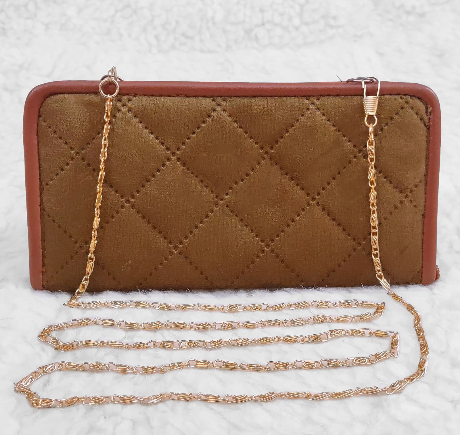 Elegant Quilted Clutch Purse with Gold Chain Strap