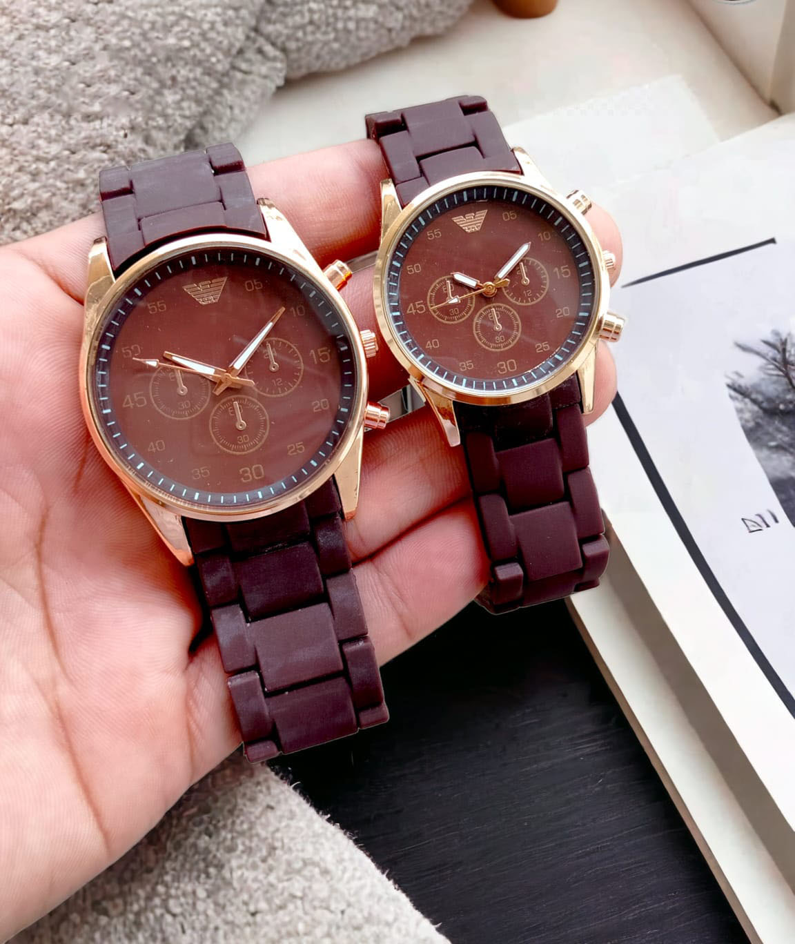 Couple Watch Rubber Chain Strap Puch Button Lock