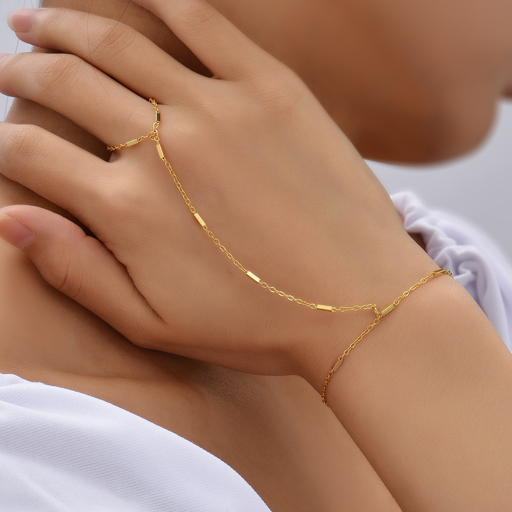 Alloy All-Season Minimalist Hand Harness Bracelet for Women – Adjustable Link Chain with Finger Rings & Elegant Design