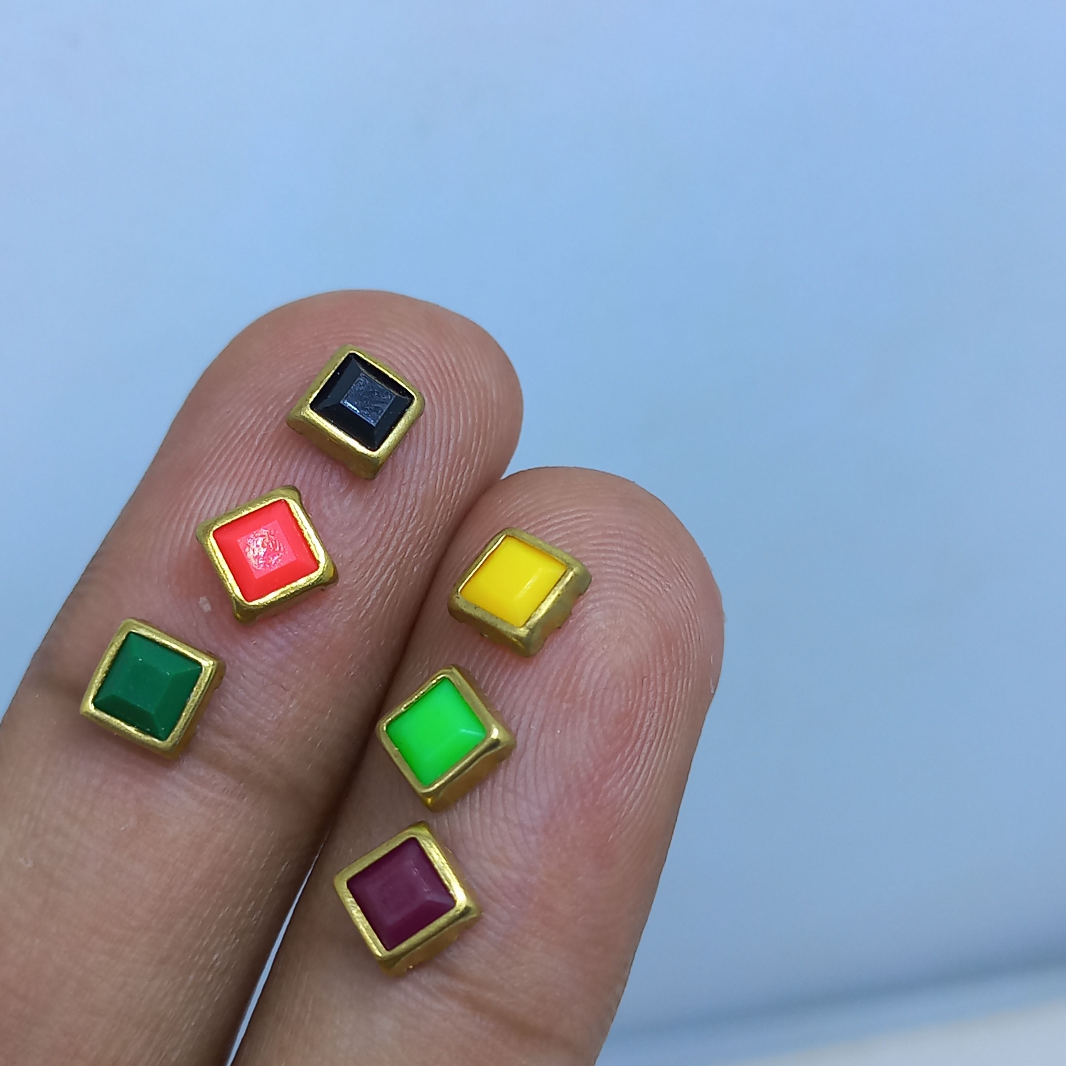 Metal Kundan Stone Square Beads – 50pcs DIY Jewelry & Craft Findings