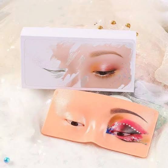 EYE DUMMY MAKEUP PRACTICE BOARD WITH CLEANER