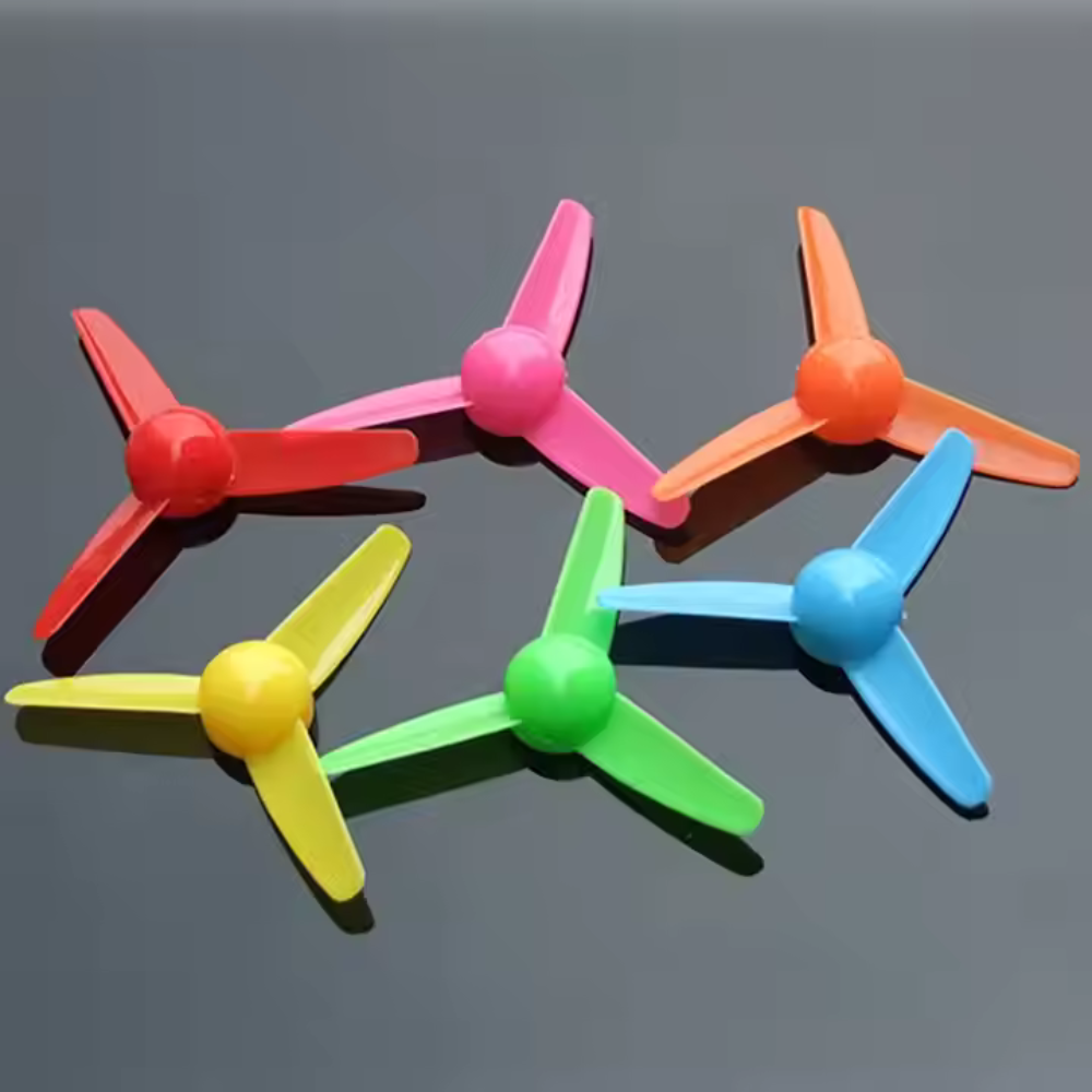 Pack of 3 High Quality DIY Fan Propeller Blades for Mini DC Motors – 4 Blade Plastic Props for Kids Science Projects, RC Boat, Robot Car, Electric Motor, Drone, Airplane, Toy Fan, STEM Model Craft, Battery Powered DIY Toys Accessories Kit