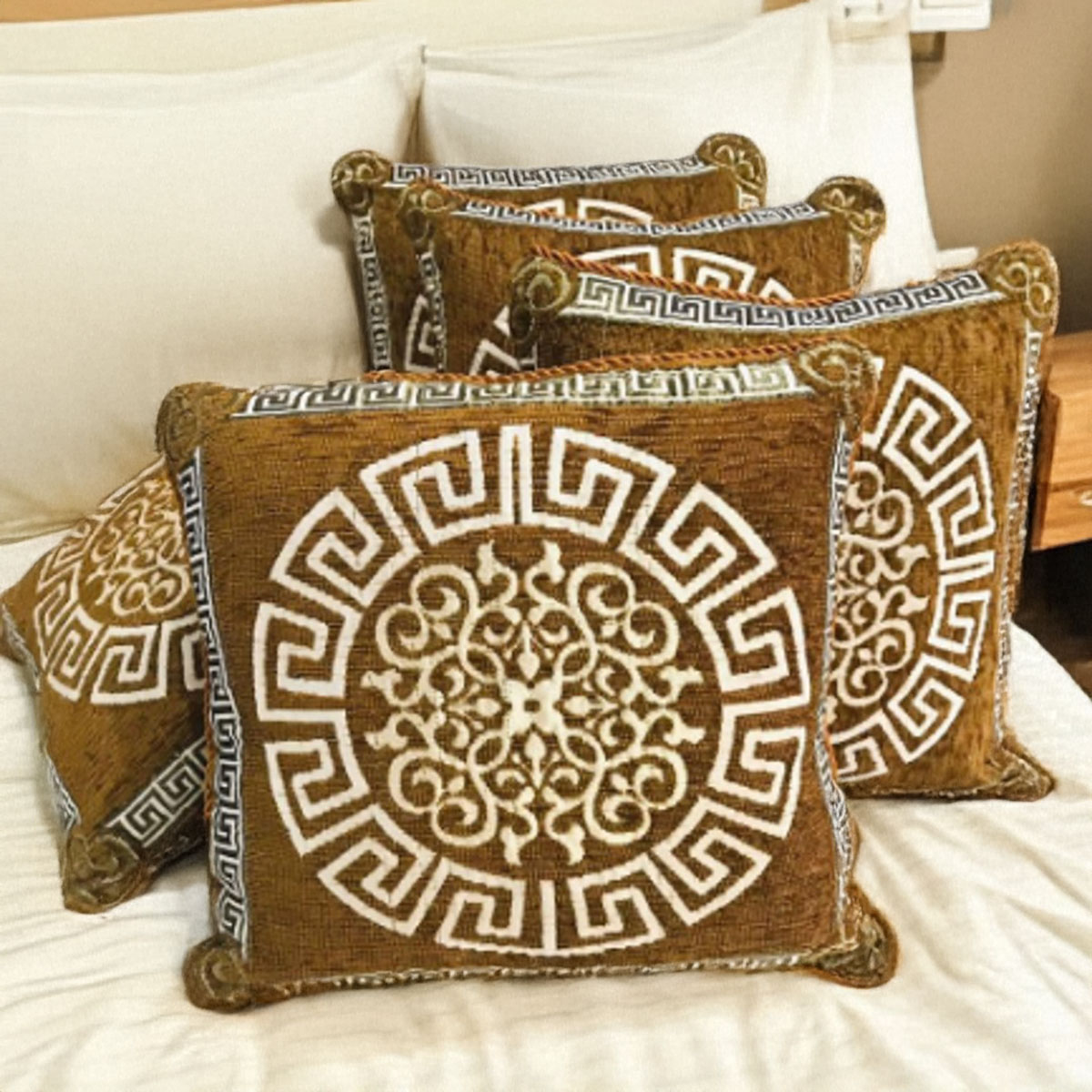 Velvet Jacquard Cushion Covers Set of 5, Soft Square Design for Sofa, Easy Washable