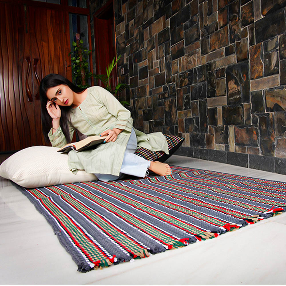 Relaxsit Handmade Bunti Rugs and Carpets door mats- floor mats-entrance mat made with finest cotton and acrylic size  3' x 5' and  4' x 6' feet