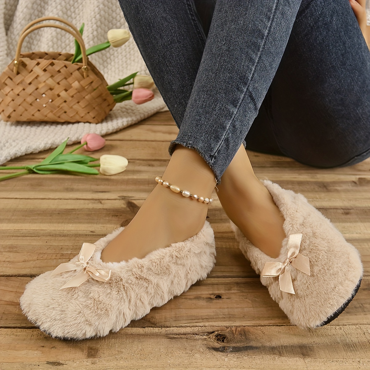 Women's Indoor Warm Soft Plush Slippers, Comfortable and Lightweight for Winter