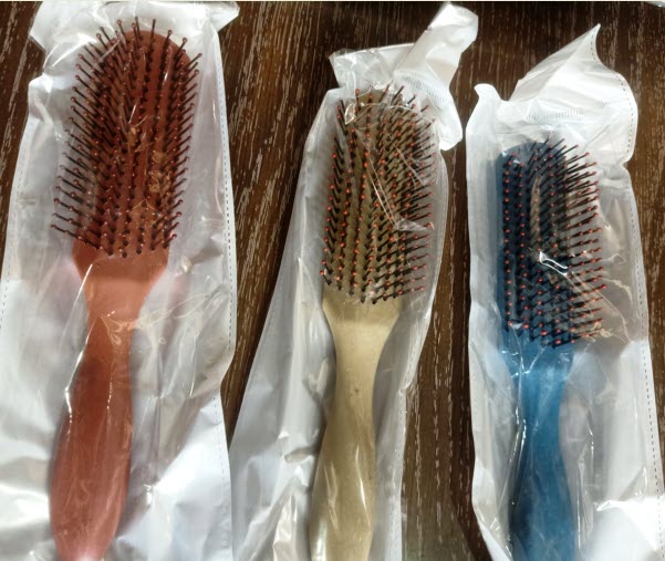Hair Brush for Girls Normal Quality Hair Styling Brushes Random Colors