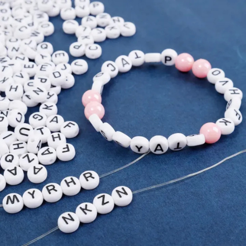 200Pcs 7mm Black Letter Loose Spacer Alphabet White Acrylic Beads For DIY Jewelry Making