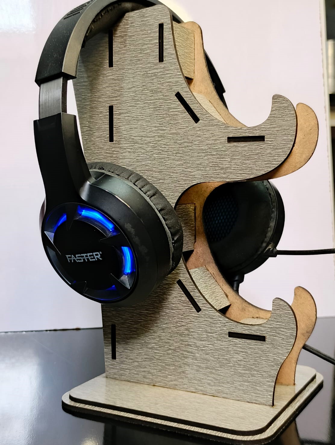 Game Controller Stand  with Headphone Holder / Wooden GamePad Holder with Headphone Stand