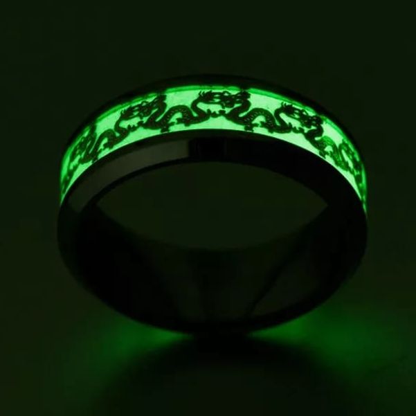 Creative Luminous Fluorescent Dragon Rings For Men Women Teens Classic Trendy Dragon Totem Women Mens Ring Fashion Jewelry Gifts