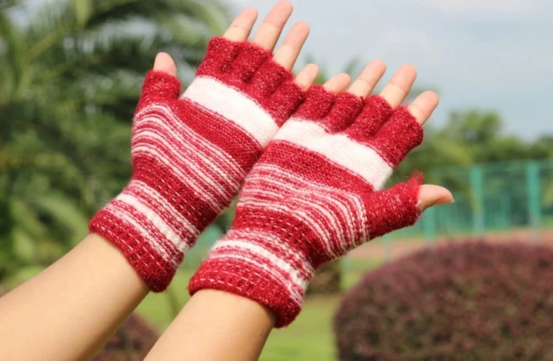 Premium Fingerless Winter Gloves for Women - Soft Woolen Half Finger Mittens for Girls - Stylish Autumn Wear