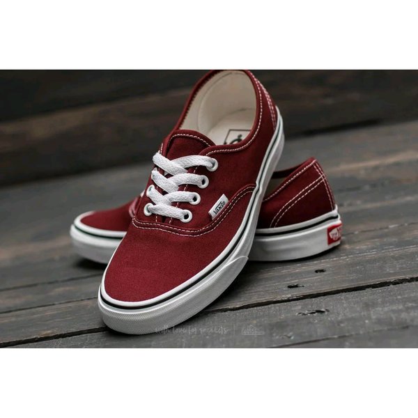 Vans Old Skool Authentic | Best Casual And Partywear Sneakers | Stylish Shoes For Men And Boys