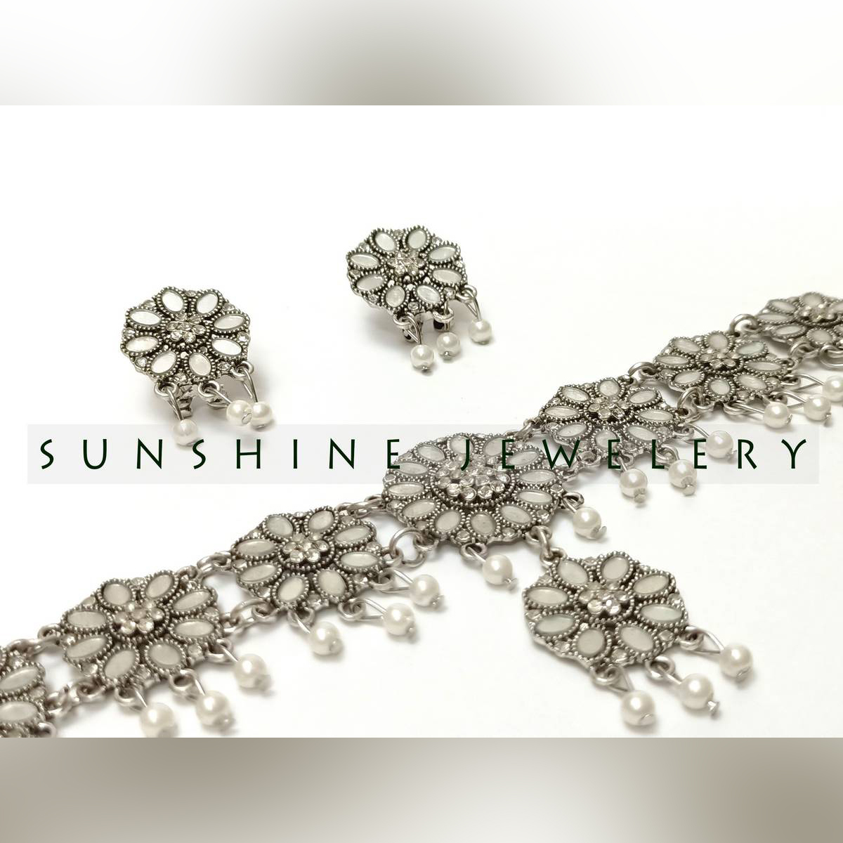 Elegant Pearl Kundan Jewellery Set for 