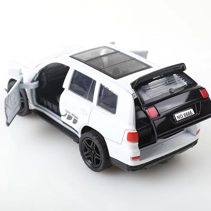 White Lexus Land Cruiser Prado Model Car - Diecast Toy with Alloy Body, Openable Hood & Doors, 5 Inches