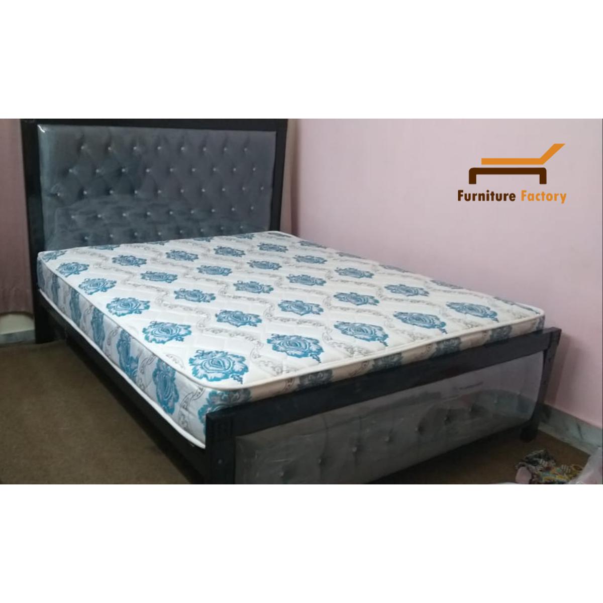 Customized Iron poshish bed without mattress Furniture Factory
