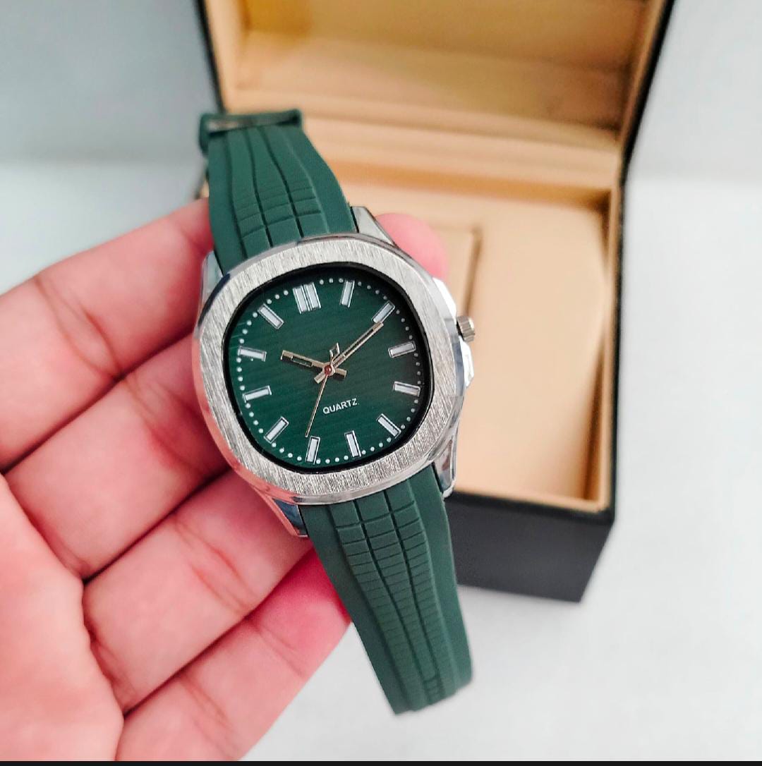 Square Dial Watch With Rubber Strap For Men And Boys High Quality Modern Design Wrist Watch Stylish Gift