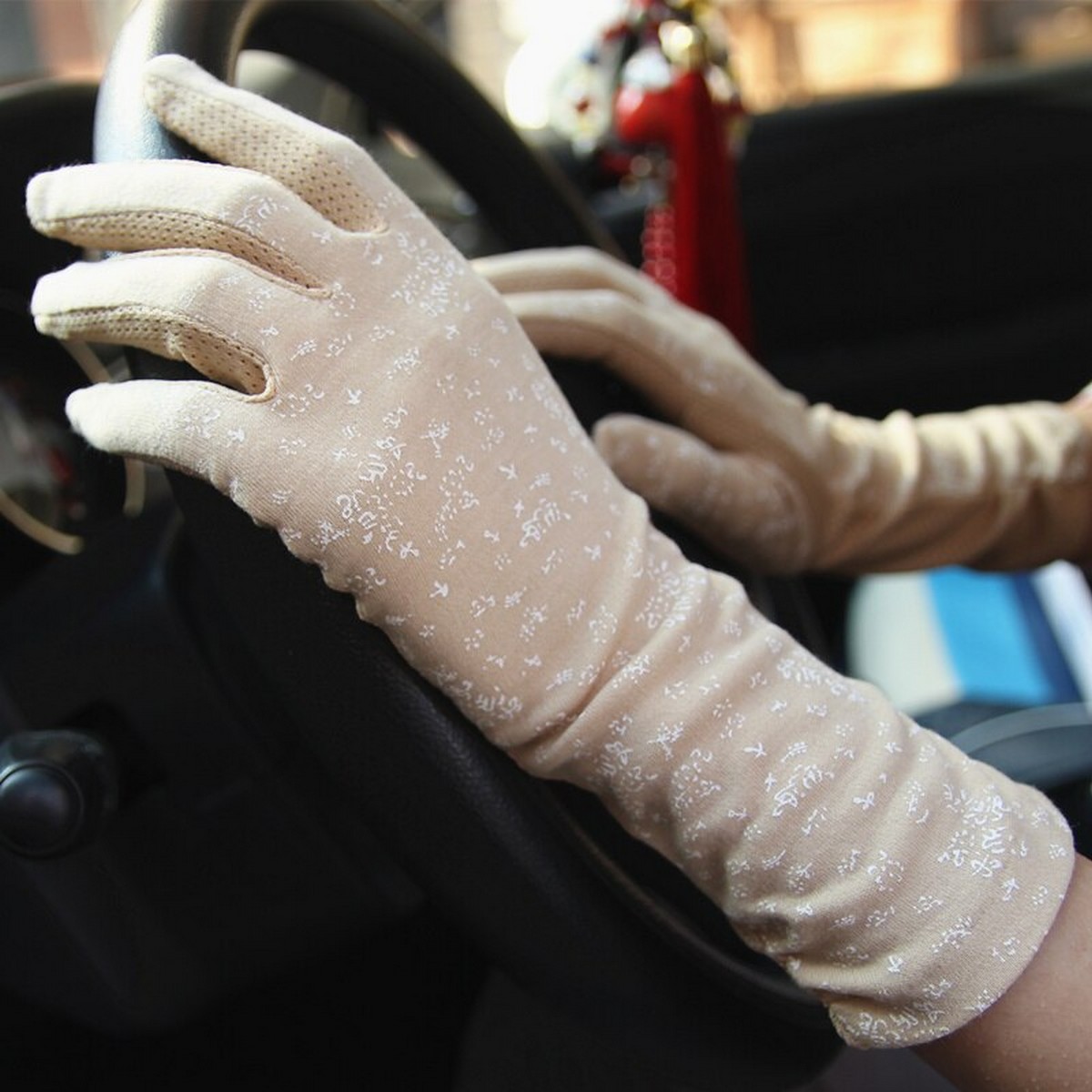 printed hand gloves for sun protection