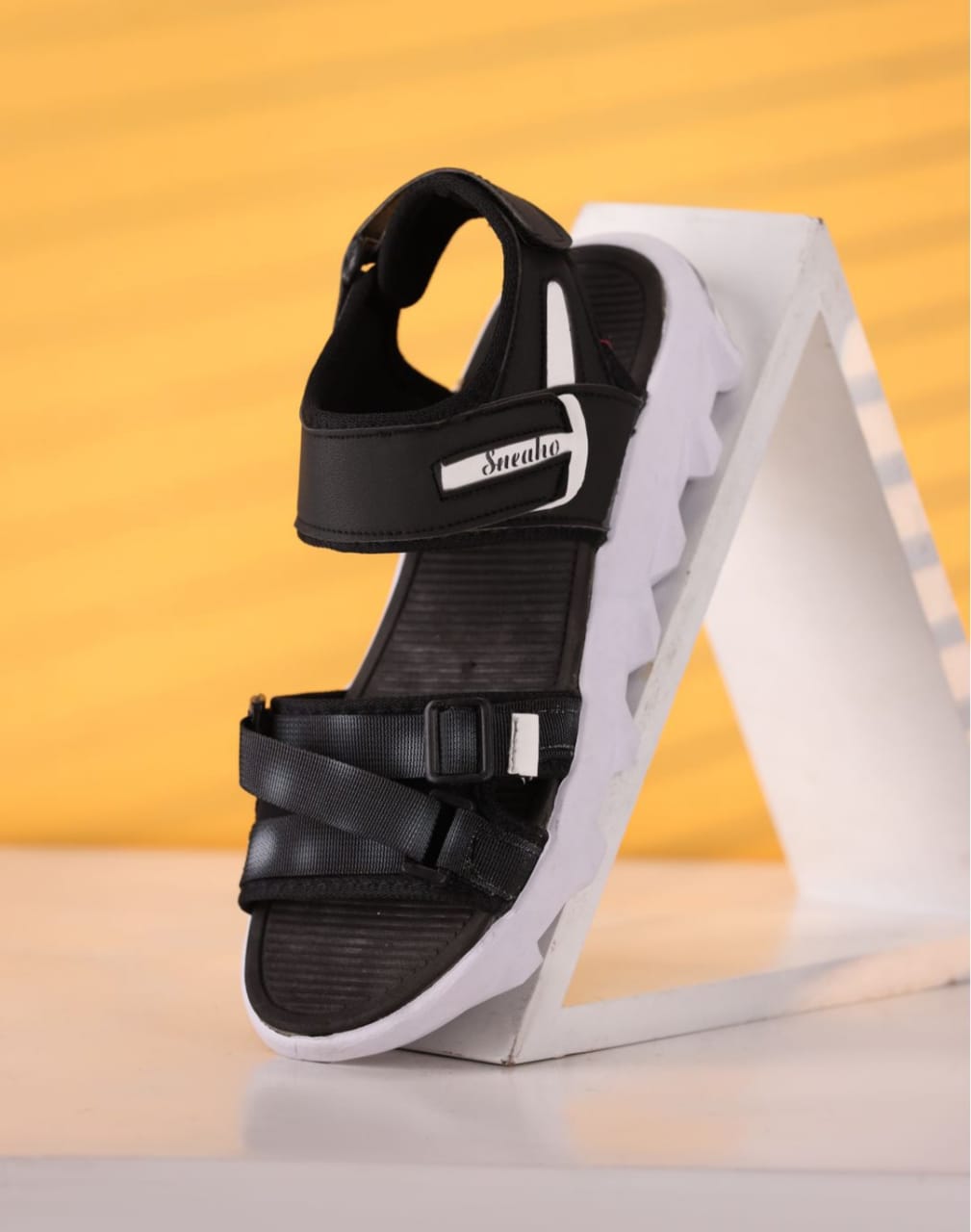 Stylish Premium Quality Sandals For Mens - Stylish High-End Sandals, Best Quality For Summer Season Sandals For Mens Outdoor Comfortable Light Weight Sandal