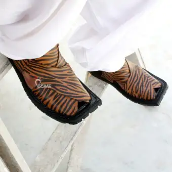tiger chappal