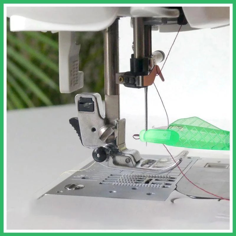 1/5Pcs Quickly Auto Needle Threader DIY Sewing Tools Green Fish ...