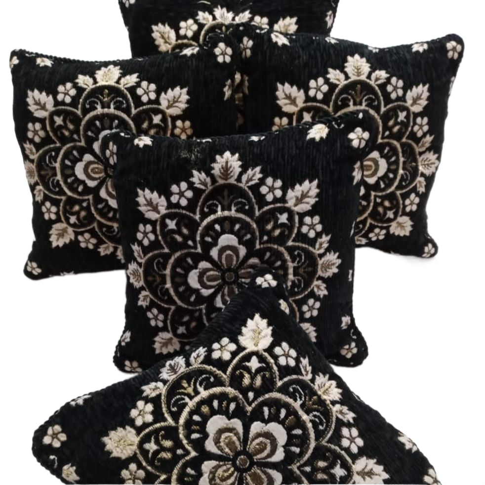 5-Piece Velvet Jacquard Cushion Cover Set Elegant and Durable