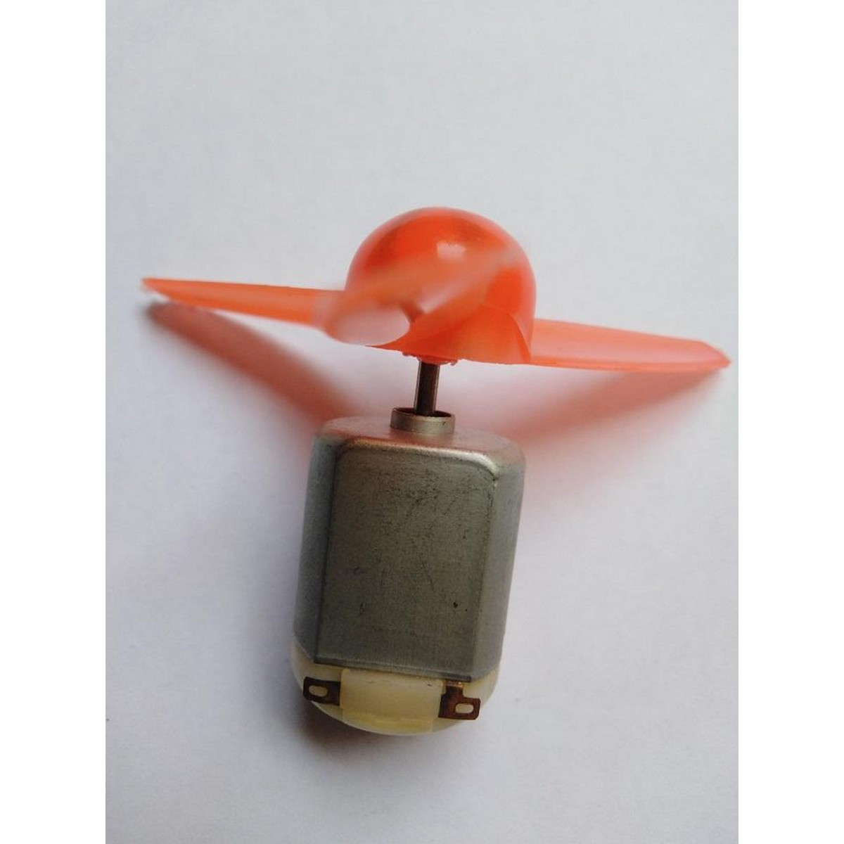Pack Of 2 Toys Motor And Fan