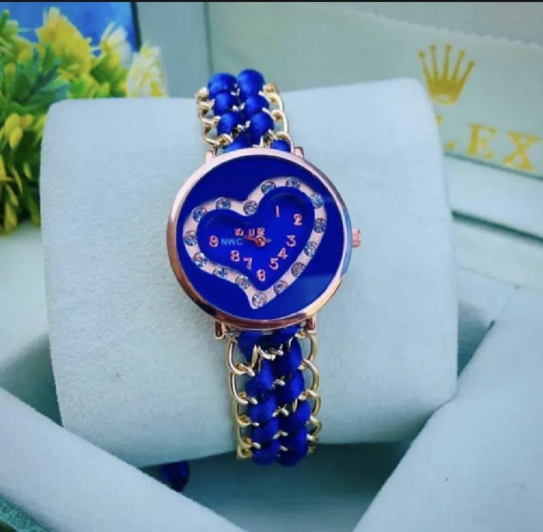 Bracelet Watch Pink Heart Round Shape Watch For Sports Women & Girls