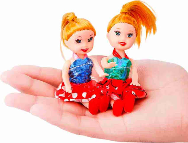 4 pes plastic tiny dolls-4 Pcs Set - Soft Mini Princess Doll Toys For Girls - 4 Inch - Colorful Hair and Clothing Fancy Dress Dolls Toy For Kids Boys and Girls